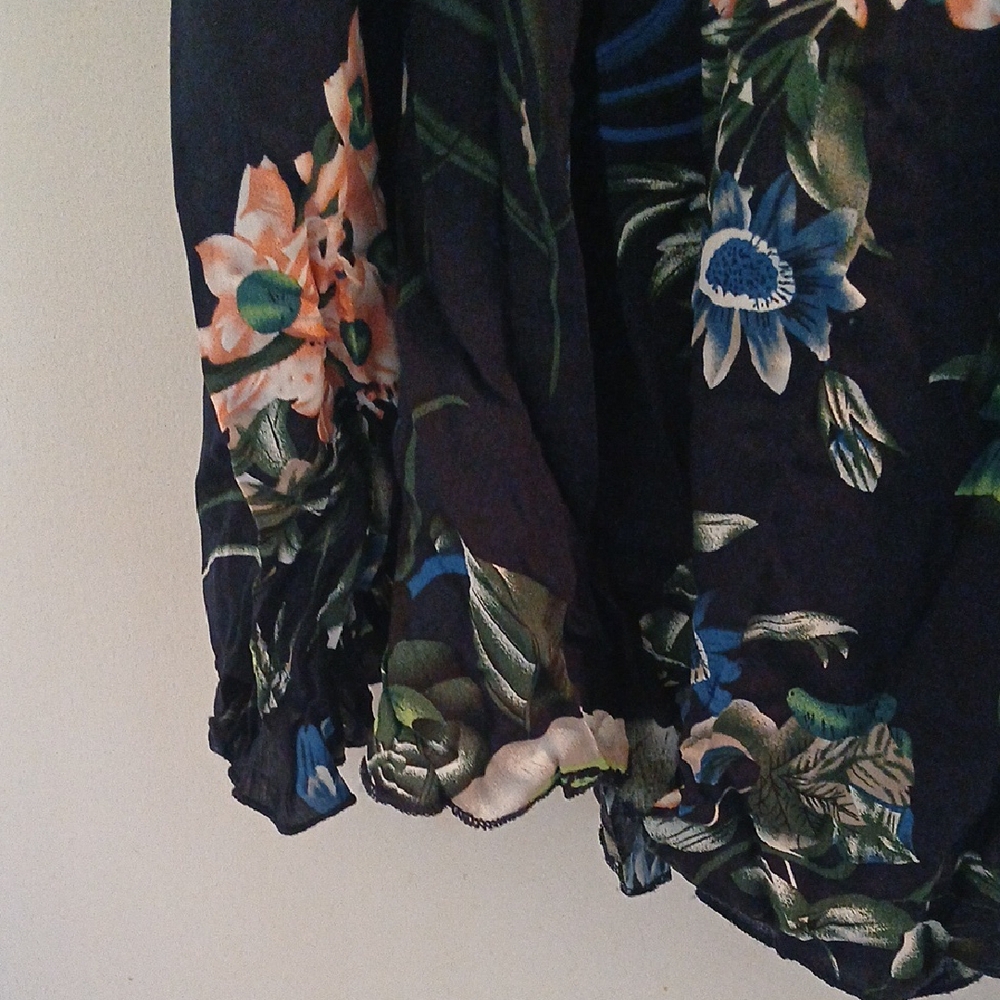 H&M Floral Bell Sleeve Maxi Sundress - Picture 3 of 12